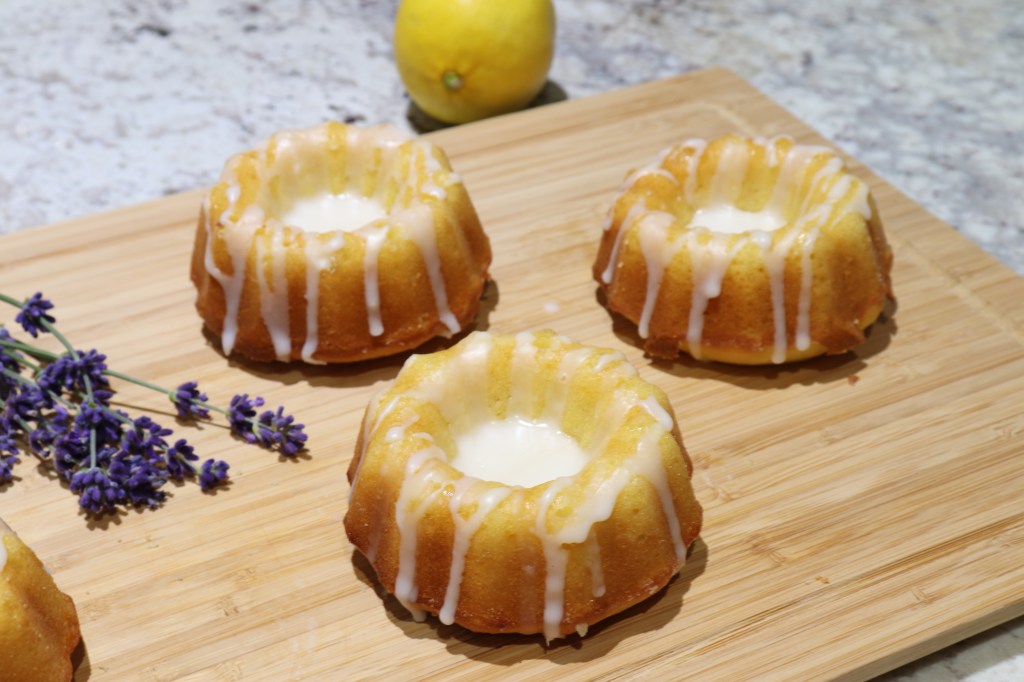 Mini lemon chamomile lavender bundt&nbsp;cakes